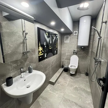 Nj Modigliani Style Lejlighed *